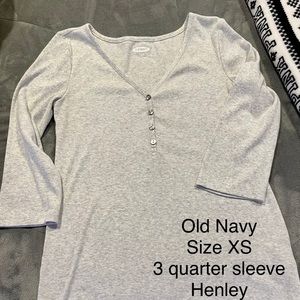 Old Navy 3/4 sleeve Henley